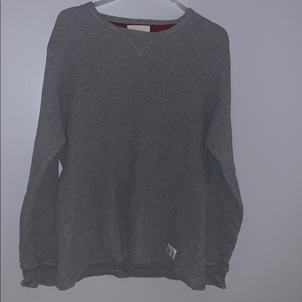 American Eagle long sleeve